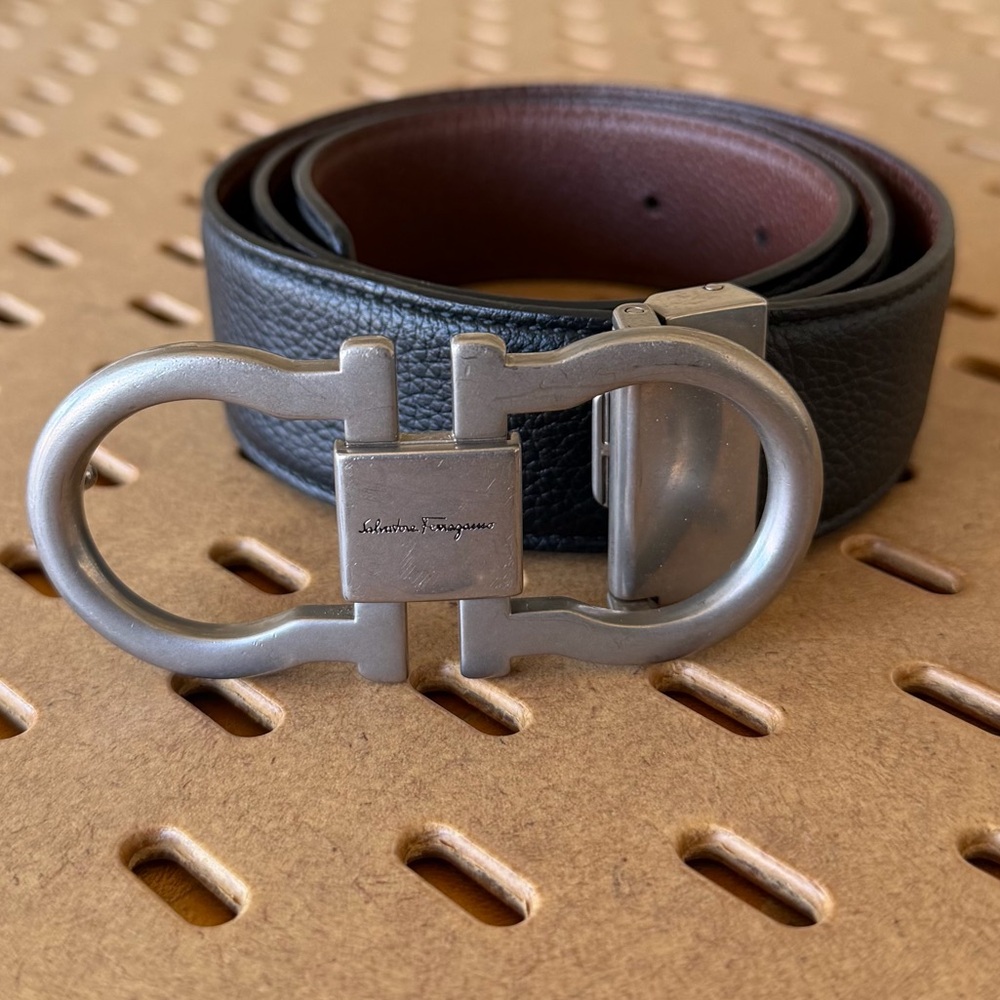 Salvatore Ferragamo Gancini Black and Brown Leather Belt